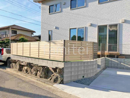 アルミ形材 フェンス LIXIL AB YS3型 横スリット3 目隠し ブロック塀 (化粧ブロック) 太陽エコブロックス 普通CB