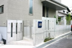 新築セミクローズ外構
