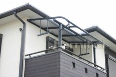 ベランダ屋根2F 洗濯物干し
