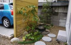 和風坪庭 飛び石 竹垣 大津垣