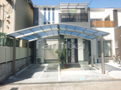 カーポート LIXILネスカR横2台 M合掌 奥行き違い ベランダ屋根 LIXILスピーネ2階