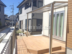 雨除け屋根 YKKヴェクターテラス1階 木目調タイルデッキ