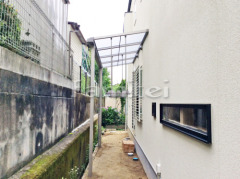 雨除け屋根 LIXILスピーネ1階