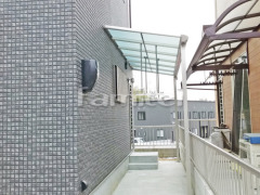 雨除け屋根 YKKヴェクター1階