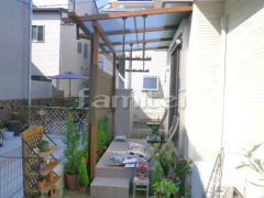 フル木製調テラス屋根 タイルデッキ 物置