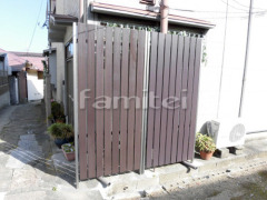 木製調目隠しフェンス塀 モダンウッド縦型