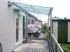 洗濯干し屋根 YKKヴェクターテラス1階
