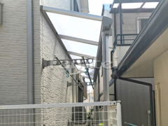 雨除け屋根 YKKヴェクターテラス1階