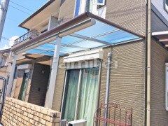 木製調雨除け屋根 YKKヴェクター1階