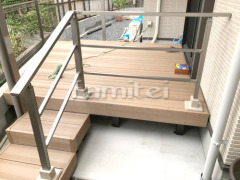 人工木材ウッドデッキ LIXIL木彫 樹ら楽ステージ 手摺り