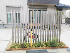 アルミ角柱 人工木材ウッドデッキ