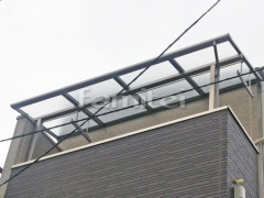 ベランダ屋根 LIXILスピーネ3階・1階柱なし