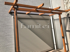 フル木製調テラス屋根 YKKサザンテラス パーゴラタイプ1階