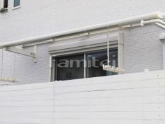 柱なし雨除け屋根 LIXILスピーネ1階