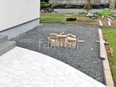 防犯砂利敷き バラス砕石 防草シート加工