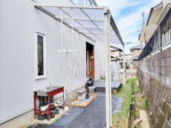 雨除け屋根 土間コンクリート