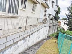 境界フェンス塀 YKKイーネット3F型