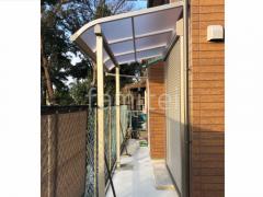 1階テラス屋根 (雨除け) YKKAP ソラリアR アール屋根 スタンダード 壁付