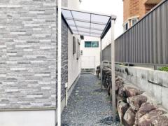 雨除け屋根 LIXILスピーネ1階
