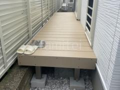 人工木ウッドデッキ 1階テラス屋根 目隠しフェンス塀