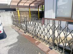 伸縮門扉 ベランダ屋根